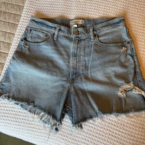 Abercrombie Curve Love High Rise Mom Short